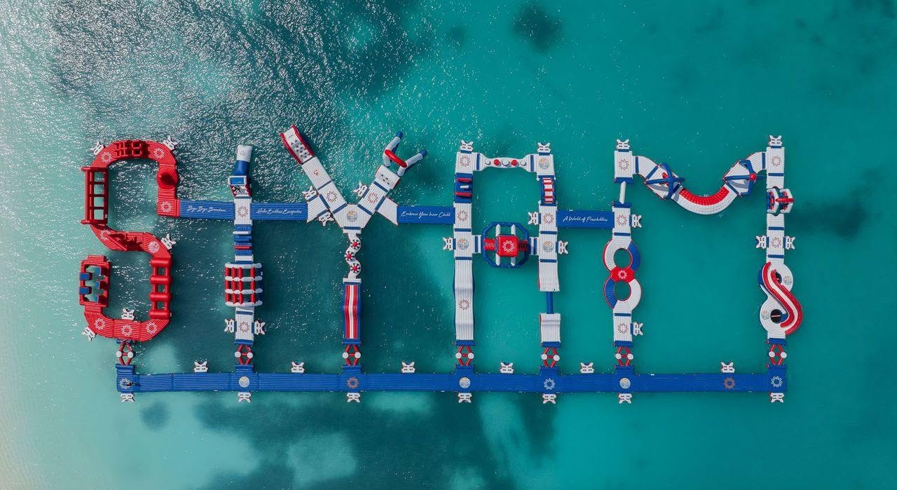 Dubai & Maldives Family Escape